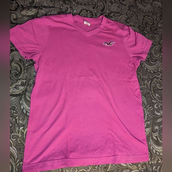 Hollister Vneck T-shirt Small Logo 🩷 - Picture 1 of 4